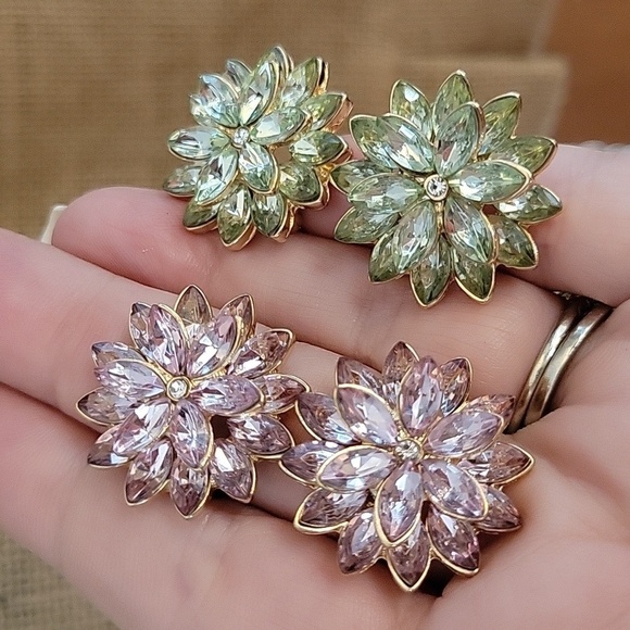 STUNNING DAHLIA SHIMMER EARRINGS, Choice of Color - Picture 10 of 11